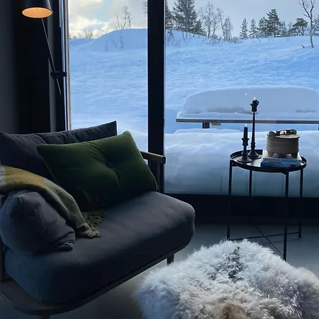 Semesterbostad Modern Near Auersvatn And Trails