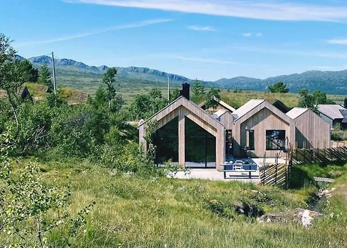 Modern Near Auersvatn And Trails Semesterbostad *