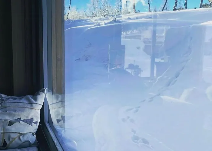 Modern Near Auersvatn And Trails Holiday home *